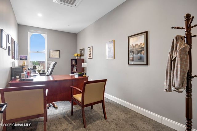 76 N Pearl Street Suite 3, Albany, NY 12207