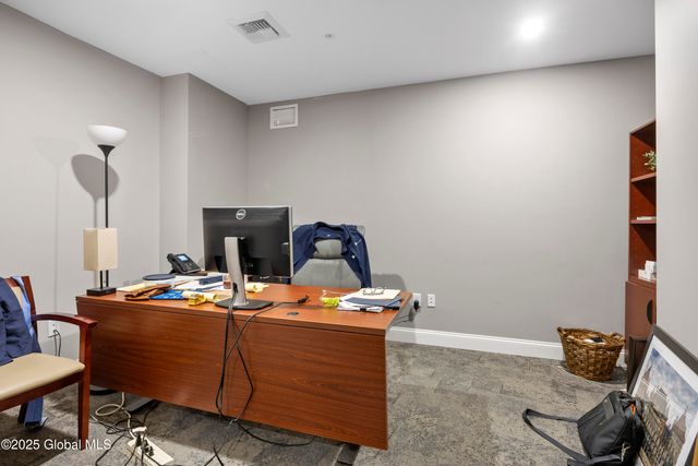 76 N Pearl Street Suite 3, Albany, NY 12207