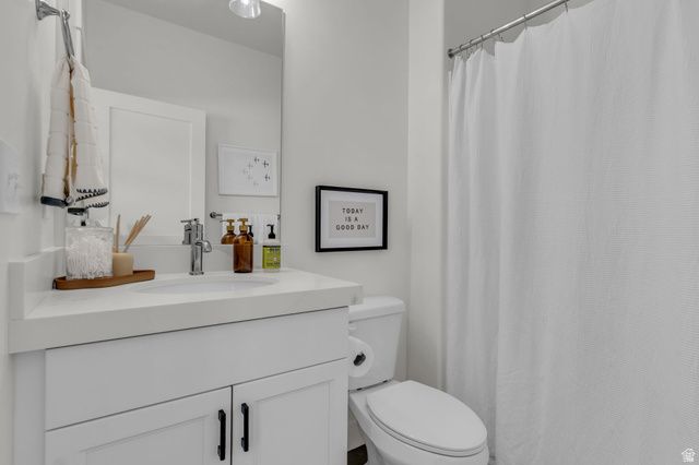 1376 E GOLDIE LOU LANE UNIT 45, Eagle Mountain, UT 84005