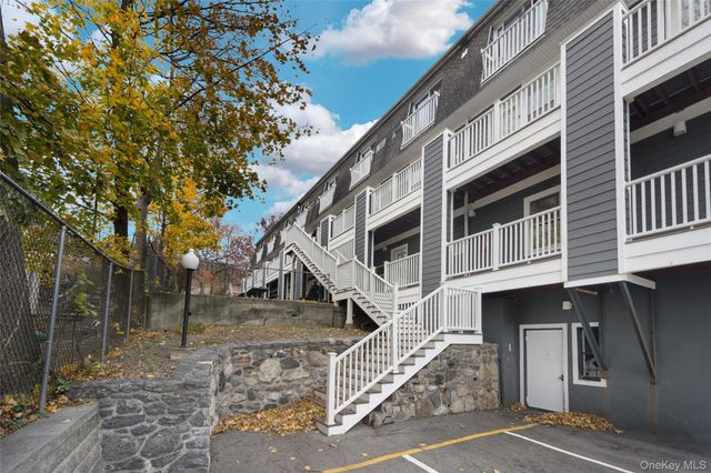 40 S Highland Avenue 14, Ossining, NY 10562