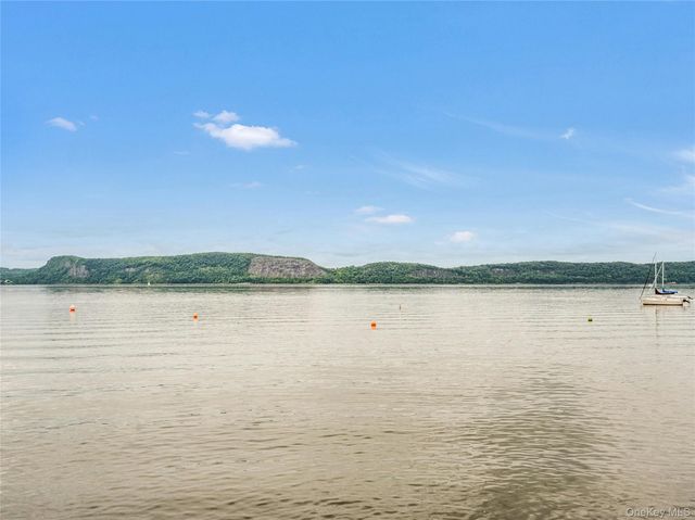 40 S Highland Avenue 14, Ossining, NY 10562