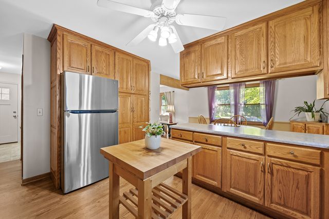 4600 Roslyn Road, Downers Grove, IL 60515