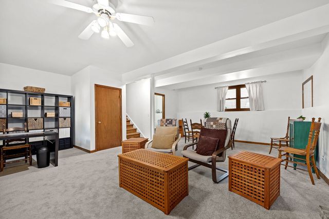 4600 Roslyn Road, Downers Grove, IL 60515