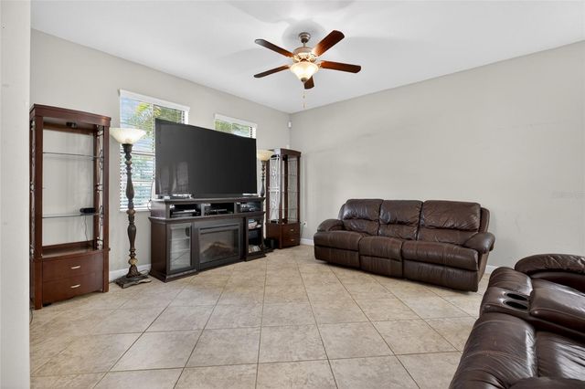28622 TRANQUIL LAKE CIRCLE, Wesley Chapel, FL 33543