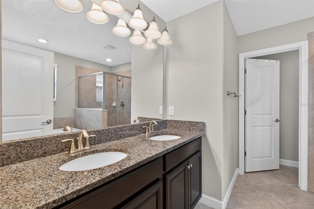 28622 TRANQUIL LAKE CIRCLE, Wesley Chapel, FL 33543