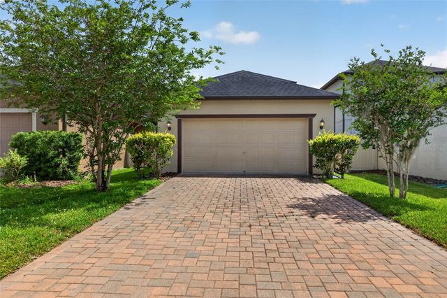 28622 TRANQUIL LAKE CIRCLE, Wesley Chapel, FL 33543