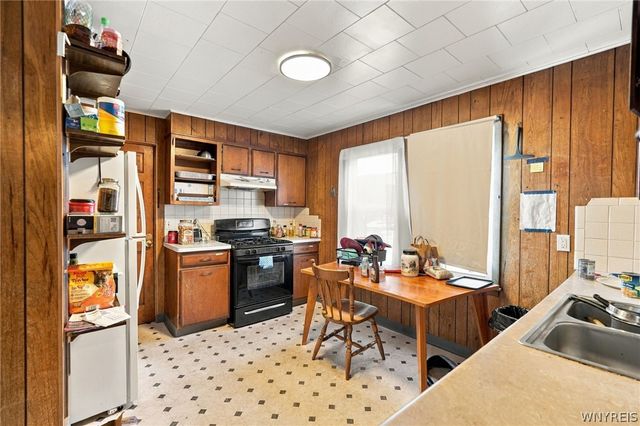 315 Winspear Avenue, Buffalo, NY 14215