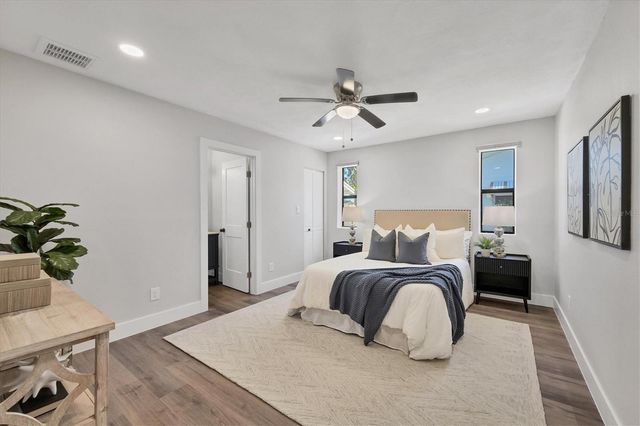 4737 DEL RIO WAY S, Gulfport, FL 33711