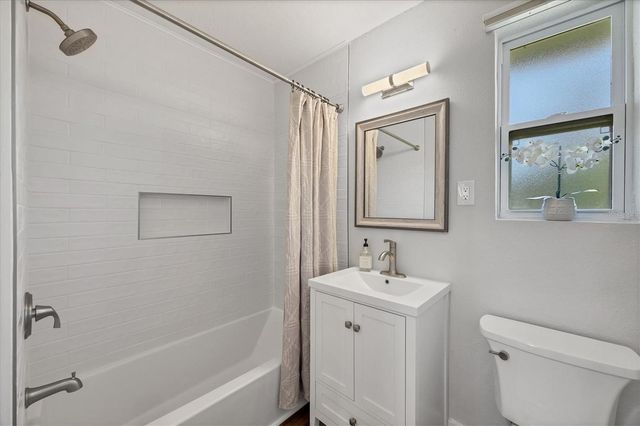 4737 DEL RIO WAY S, Gulfport, FL 33711