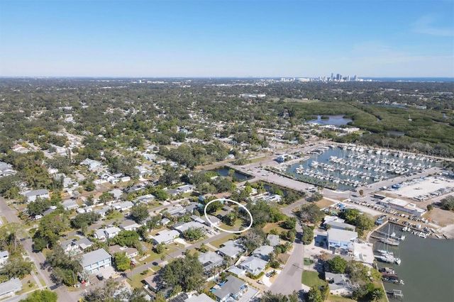 4737 DEL RIO WAY S, Gulfport, FL 33711