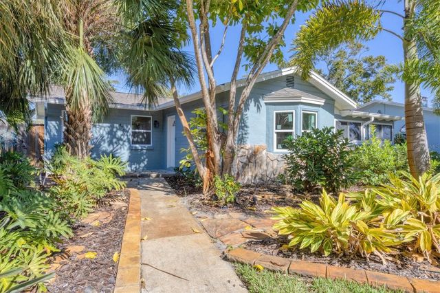 4737 DEL RIO WAY S, Gulfport, FL 33711