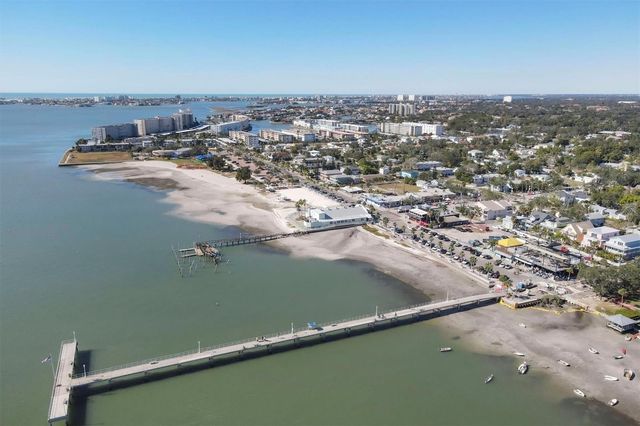 4737 DEL RIO WAY S, Gulfport, FL 33711