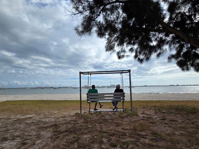 4737 DEL RIO WAY S, Gulfport, FL 33711