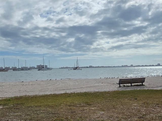 4737 DEL RIO WAY S, Gulfport, FL 33711