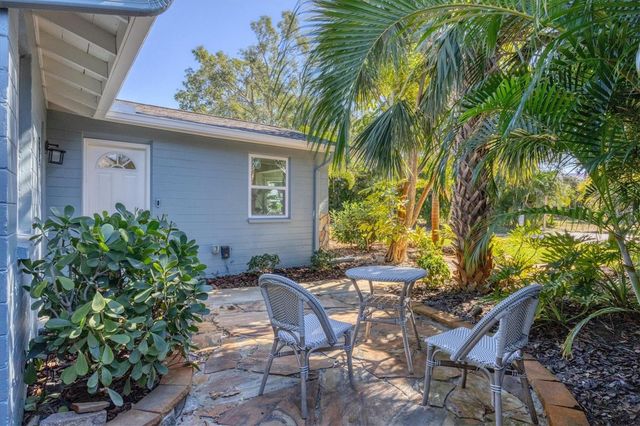 4737 DEL RIO WAY S, Gulfport, FL 33711