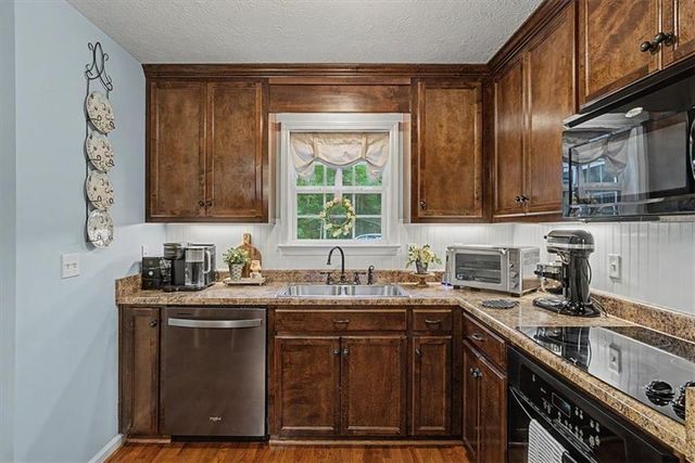 250 Ga Highway 120, Tallapoosa, GA 30176