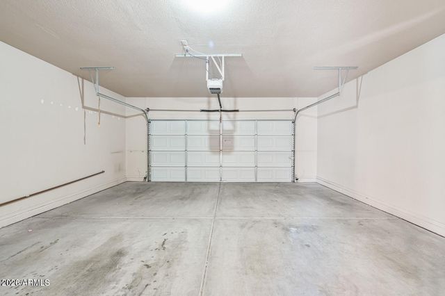 2621 E Waterview Court, Chandler, AZ 85249