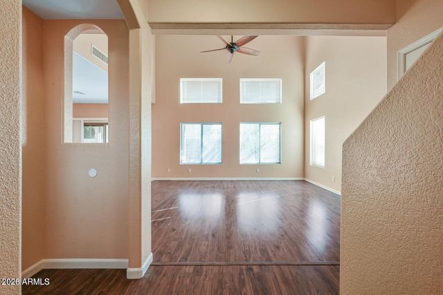2621 E Waterview Court, Chandler, AZ 85249
