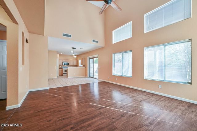 2621 E Waterview Court, Chandler, AZ 85249