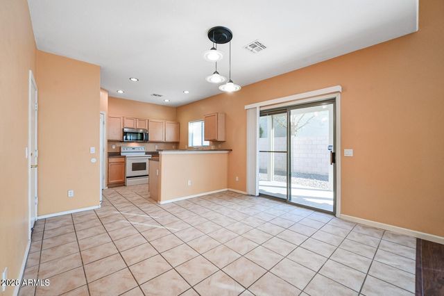 2621 E Waterview Court, Chandler, AZ 85249