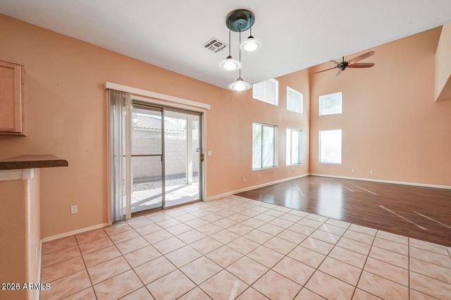 2621 E Waterview Court, Chandler, AZ 85249