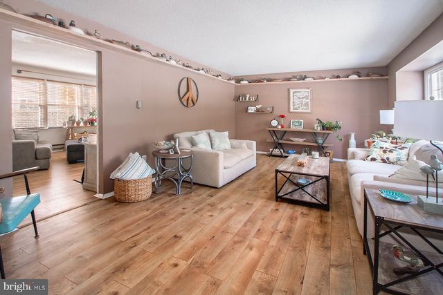 126 LAKE CHAMPLAIN DR, Little Egg Harbor Twp, NJ 08087