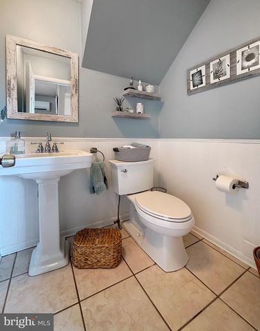 126 LAKE CHAMPLAIN DR, Little Egg Harbor Twp, NJ 08087