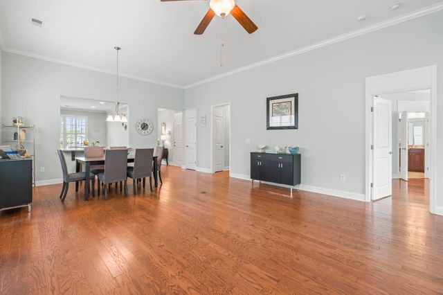 1941 Suncrest Dr., Myrtle Beach, SC 29577
