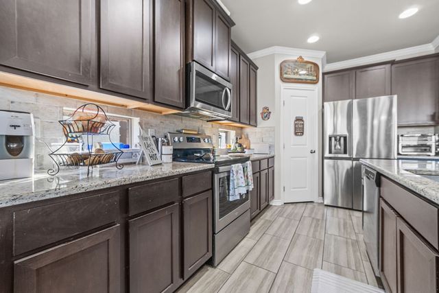 1021 Pasadena St, Portland, TX 78374