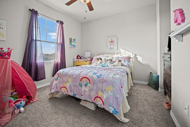 1021 Pasadena St, Portland, TX 78374