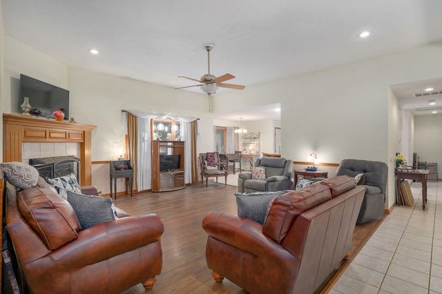 3848 W Suzanne Street, Brookline, MO 65619