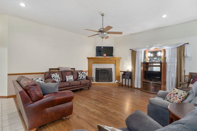 3848 W Suzanne Street, Brookline, MO 65619