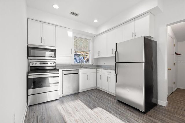 4009 BURLINGTON AVENUE N, St Petersburg, FL 33713