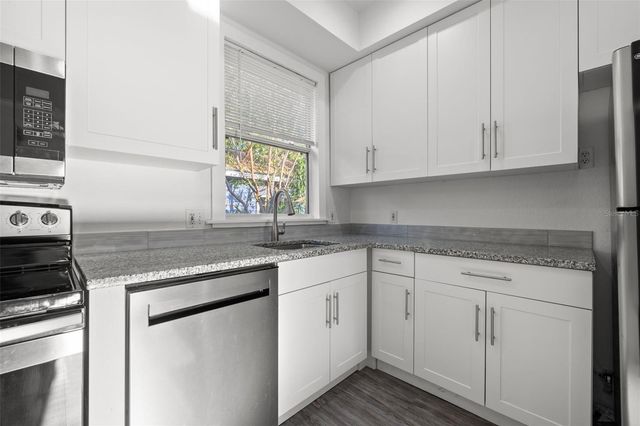 4009 BURLINGTON AVENUE N, St Petersburg, FL 33713