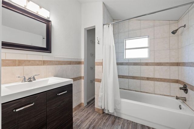 4009 BURLINGTON AVENUE N, St Petersburg, FL 33713