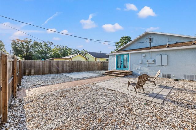 4009 BURLINGTON AVENUE N, St Petersburg, FL 33713