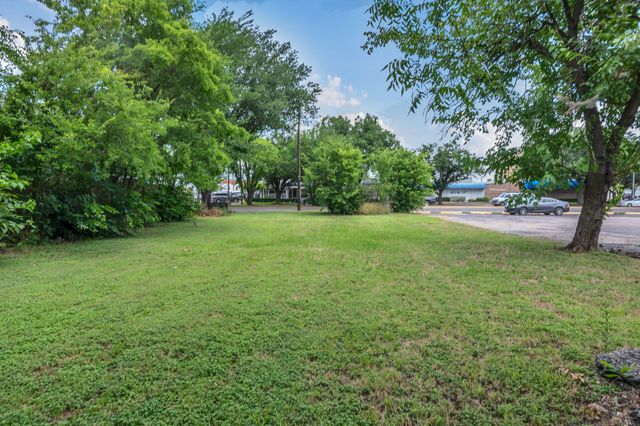 412 W 12th Street, Dallas, TX 75208