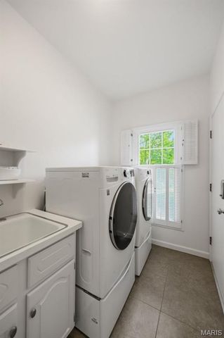 739 Bent Brook Road, St Louis, MO 63122