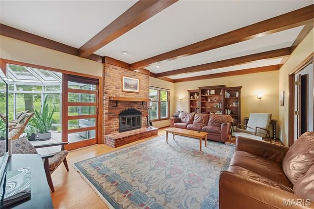 739 Bent Brook Road, St Louis, MO 63122