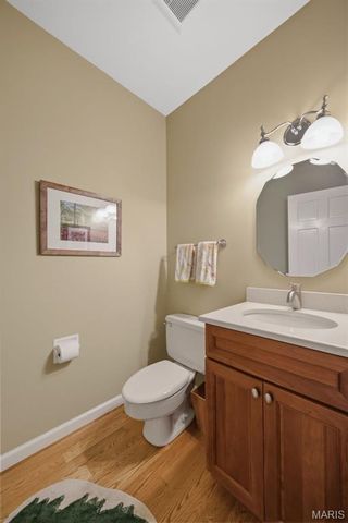 739 Bent Brook Road, St Louis, MO 63122