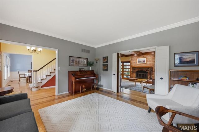 739 Bent Brook Road, St Louis, MO 63122
