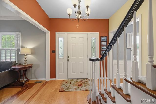 739 Bent Brook Road, St Louis, MO 63122