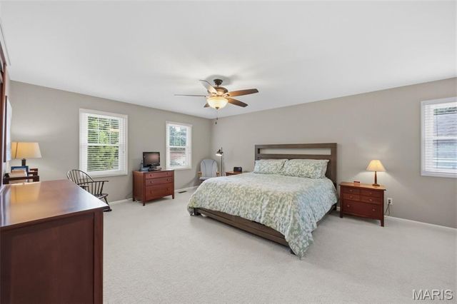 739 Bent Brook Road, St Louis, MO 63122