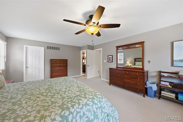 739 Bent Brook Road, St Louis, MO 63122
