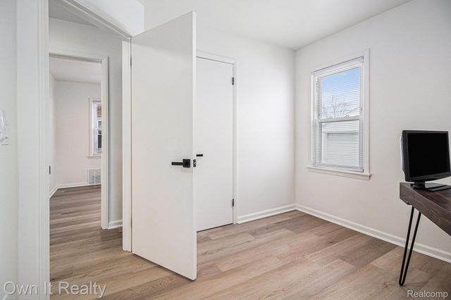 21123 Audette Street, Dearborn, MI 48124