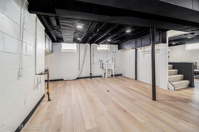 21123 Audette Street, Dearborn, MI 48124