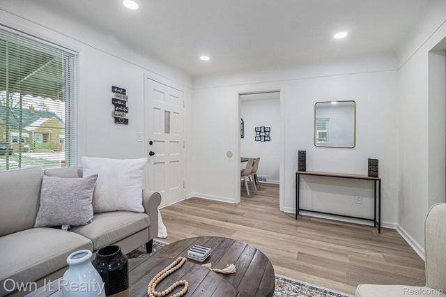 21123 Audette Street, Dearborn, MI 48124