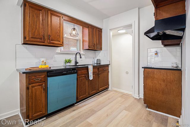 21123 Audette Street, Dearborn, MI 48124