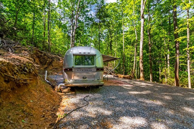 1472 Nugget Lane, Ellijay, GA 30540