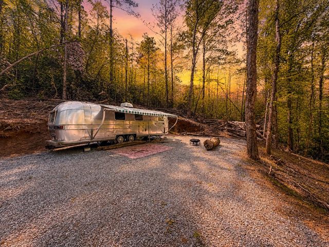 1472 Nugget Lane, Ellijay, GA 30540